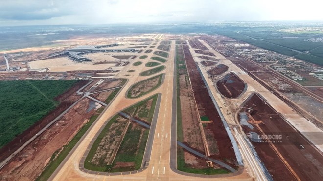 Sân bay Long Thành tiến gần mốc có đủ 2 đường băng dài 4km