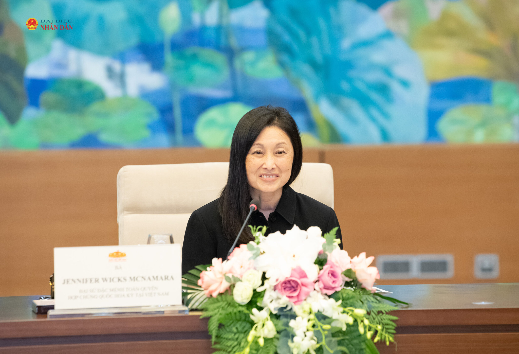 Đại sứ Hoa Kỳ tại Việt Nam Jennifer Wicks phát biểu tại cuộc tiếp