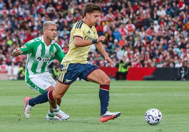 Arsenal và những dấu hiệu đáng lo ngại trước mùa giải mới