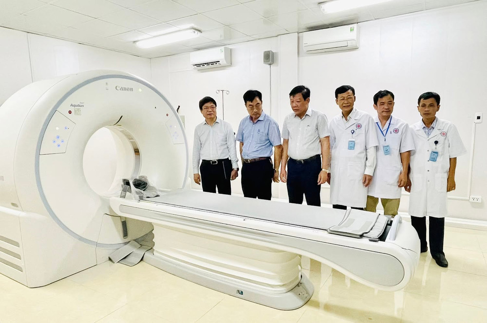 Bệnh viện Đa khoa khu vực Quảng Ninh từng bước đầu tư đồng bộ trang thiết bị hiện đại, nâng cao năng lực khám, chữa bệnh cho người dân. 1000052172.jpg