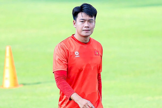 Thành Chung là trụ cột tuyển Việt Nam và Hà Nội FC hiện tại. Ảnh: VFF