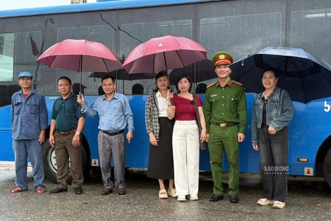 Giáo dục 24h: Nhiều học sinh ở Nghệ An vẫn chưa trở lại trường dù có ô tô đưa đón