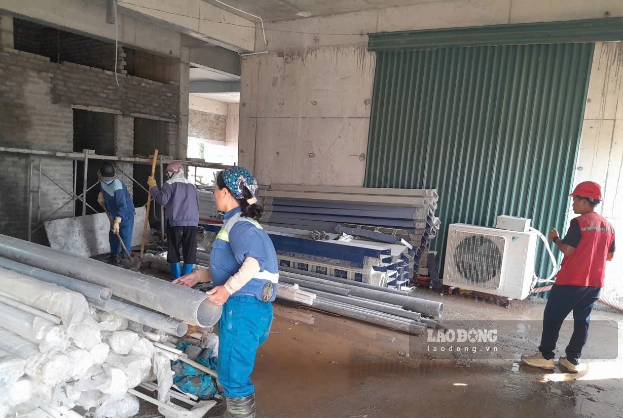 Công nhân thi công tại Dự án nhà ở xã hội (ảnh chụp ngày 16.9). Ảnh: Nguyễn Trường
