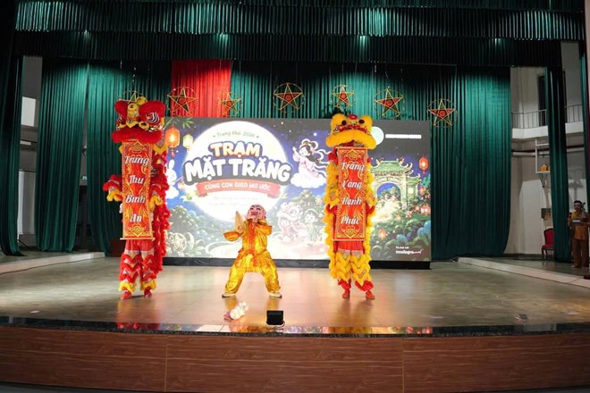 Các cấp Công đoàn Hàng không Việt Nam tổ chức Trung thu cho con đoàn viên, người lao động