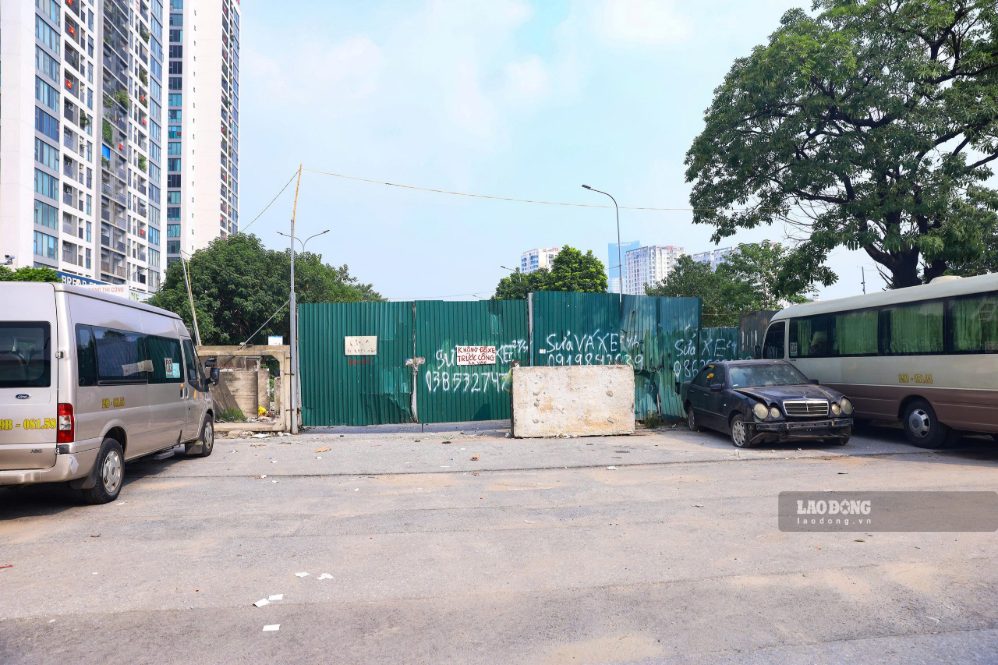 Lối vào dự án trên đường Lê Đức Thọ. Ảnh: Sóng Hữu
