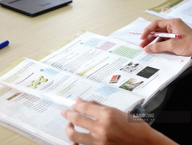 Bộ GDĐT vừa ban hành Thông tư cập nhật, chỉnh sửa chương trình giáo dục thường xuyên cấp THCS và THPT ở 4 môn học. Ảnh: Tường Vân