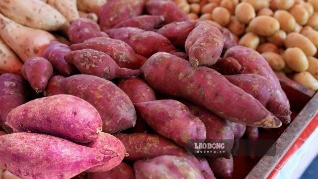 Bỏ vỏ khoai lang có thể làm mất một phần chất xơ