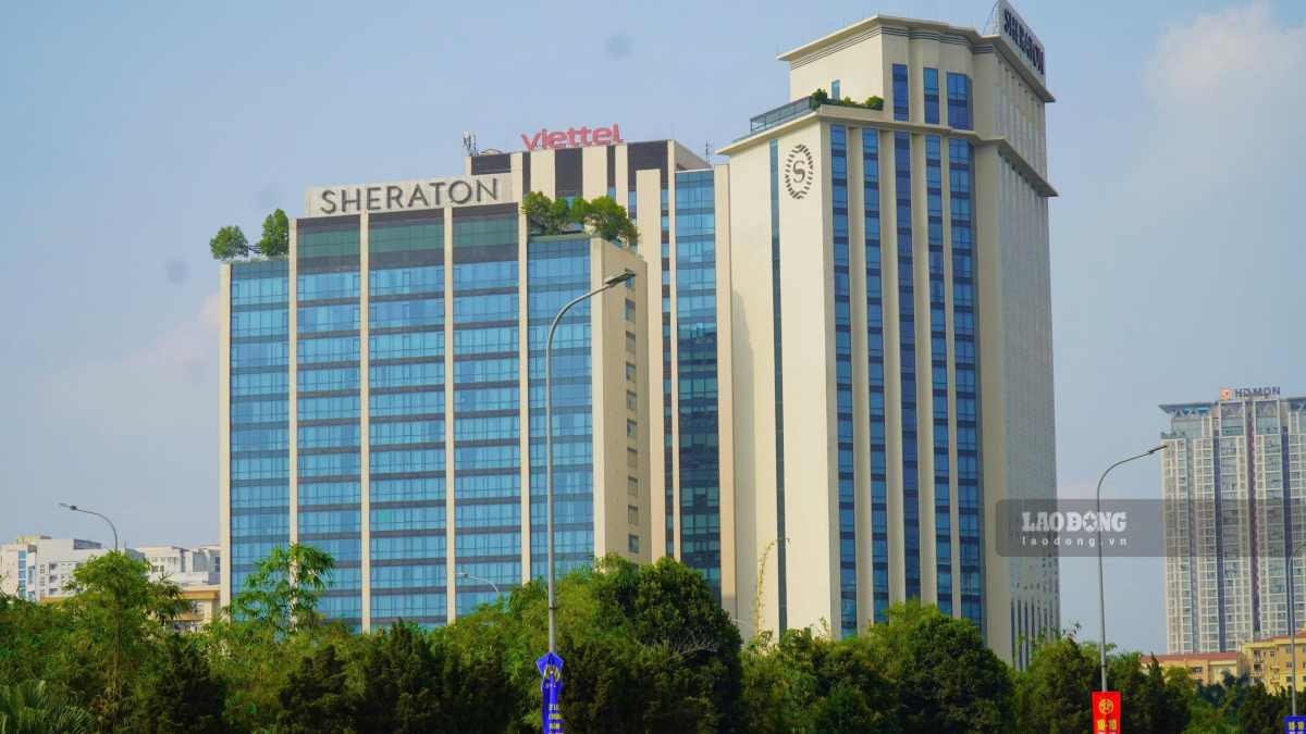 Sheraton Hanoi West nằm trên đường Lê Đức Thọ. Ảnh: Minh Chính